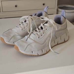 Reebok Stylish Women's Sneakers in White and Gray
